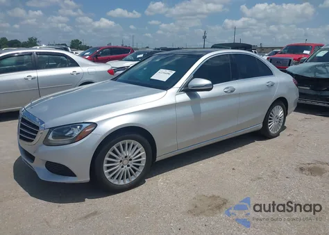 2016 Mercedes-Benz C 300 4Matic/Luxury 4Matic/Sport 4Matic from USA, damaged, VIN 55SWF4KB8GU171569